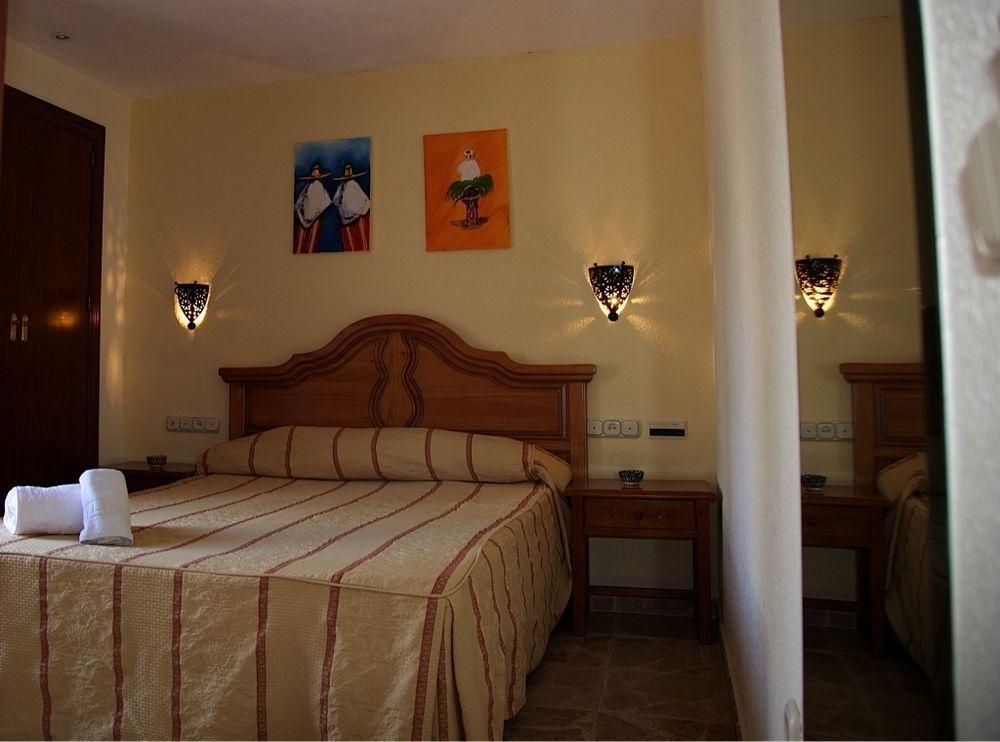 Hotel Tematico Costa Del Sol توريمولينوس المظهر الخارجي الصورة