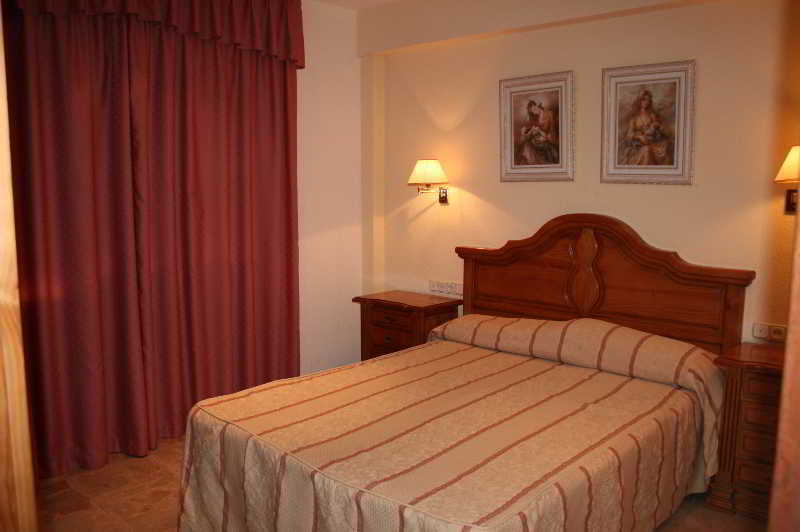 Hotel Tematico Costa Del Sol توريمولينوس المظهر الخارجي الصورة