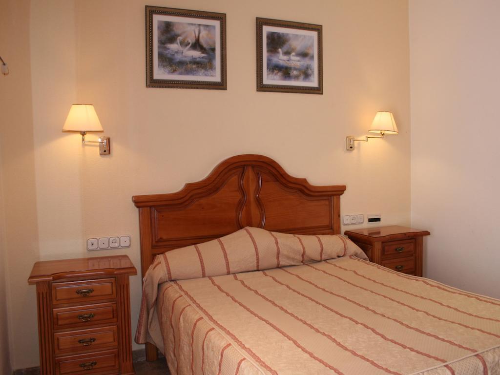 Hotel Tematico Costa Del Sol توريمولينوس المظهر الخارجي الصورة